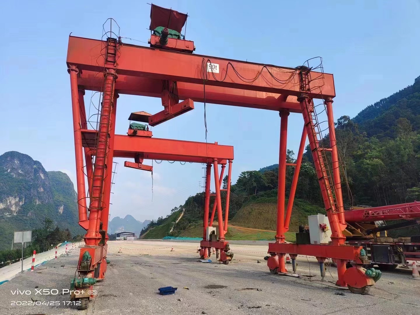 内蒙古通辽单悬臂门式起重机厂家 单悬臂门式起重机选型决策因素：场景适配与实操考量​